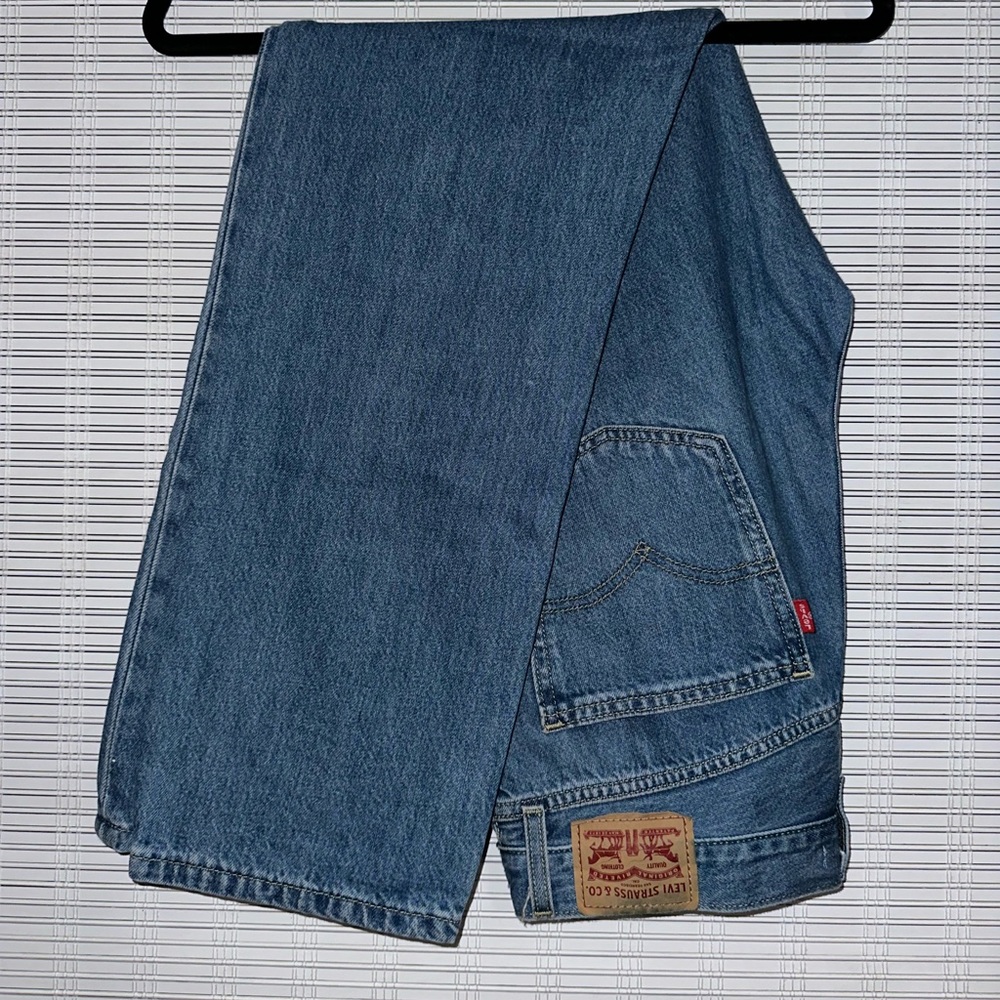 Levi’s Low Pro Straight Jean